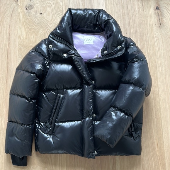 SAM. Andi Short Down Puffer Coat In Jet/wisteria - Picture 4 of 7